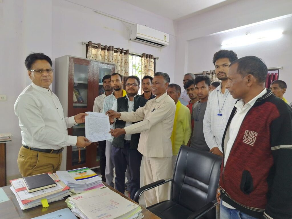 ЁЯФе тАЬрдкреНрд░рддрд╛рдкрдкреБрд░ рд╡рд┐рдзрд╛рдпрдХ рд╢рдХреБрдВрддрд▓рд╛ рд╕рд┐рдВрд╣ рдкреЛрд░реНрддреЗ рдХреЗ рдЬрд╛рддрд┐ рдкреНрд░рдорд╛рдгрдкрддреНрд░ рдХрд╛ рдорд╛рдорд▓рд╛ рдЧрд░рдорд╛рдпрд╛тАЭ